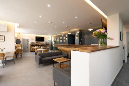 Hotel DC Stratford - image 4