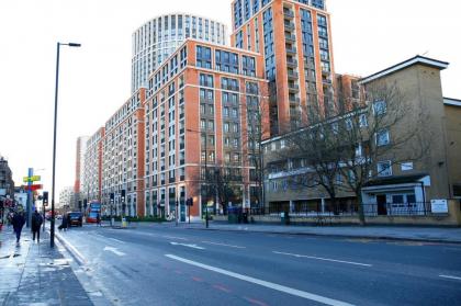 Edgware Hub - image 14