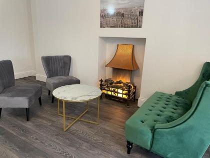 Woodford Hotel 