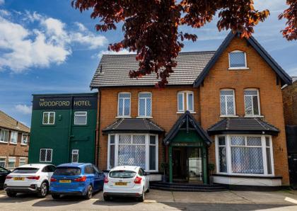 Woodford Hotel - image 7