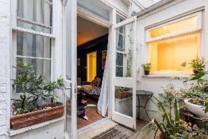Central cosy flat in Paddington - image 11