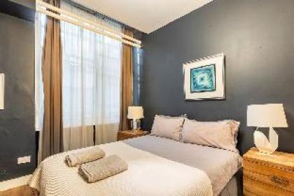 Central cosy flat in Paddington - image 6