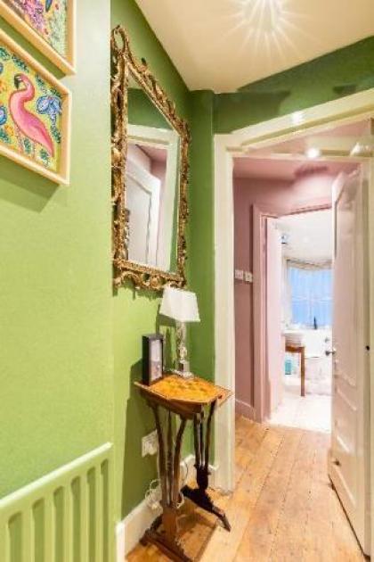 Central cosy flat in Paddington - image 9