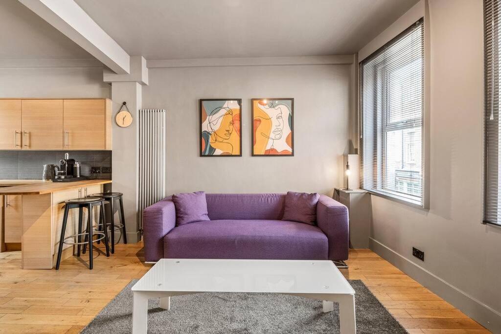 Spacious Home on Chapel Market - main image
