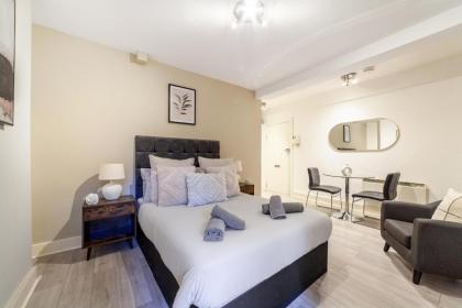 The Maida Vale Flat