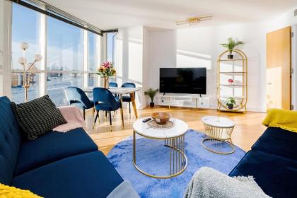 Riverview 2 Bedroom and 2 Bath Apartment