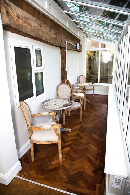 The Maple Manor Hotel - image 14