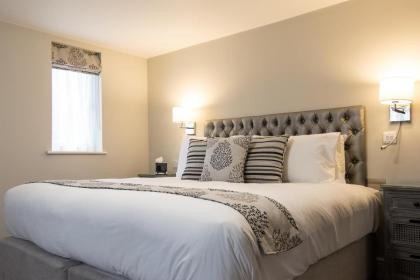 The Maple Manor Hotel - image 3