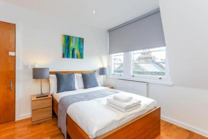 Russell Square Apartments - image 20