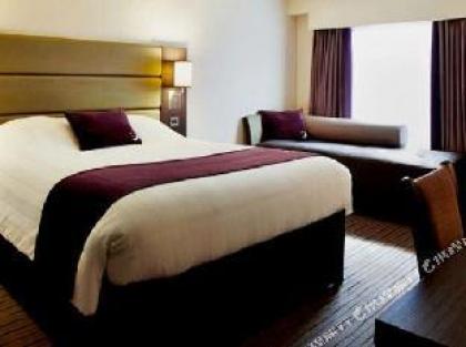 Premier Inn London Twickenham Stadium - image 6