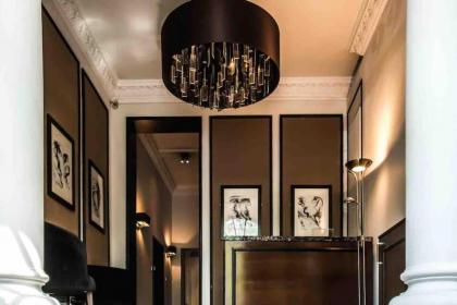 Mayfair Penthouse with Rooftop facing Hyde Park - image 7