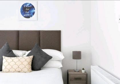 Premier Central London North Apartment - image 14