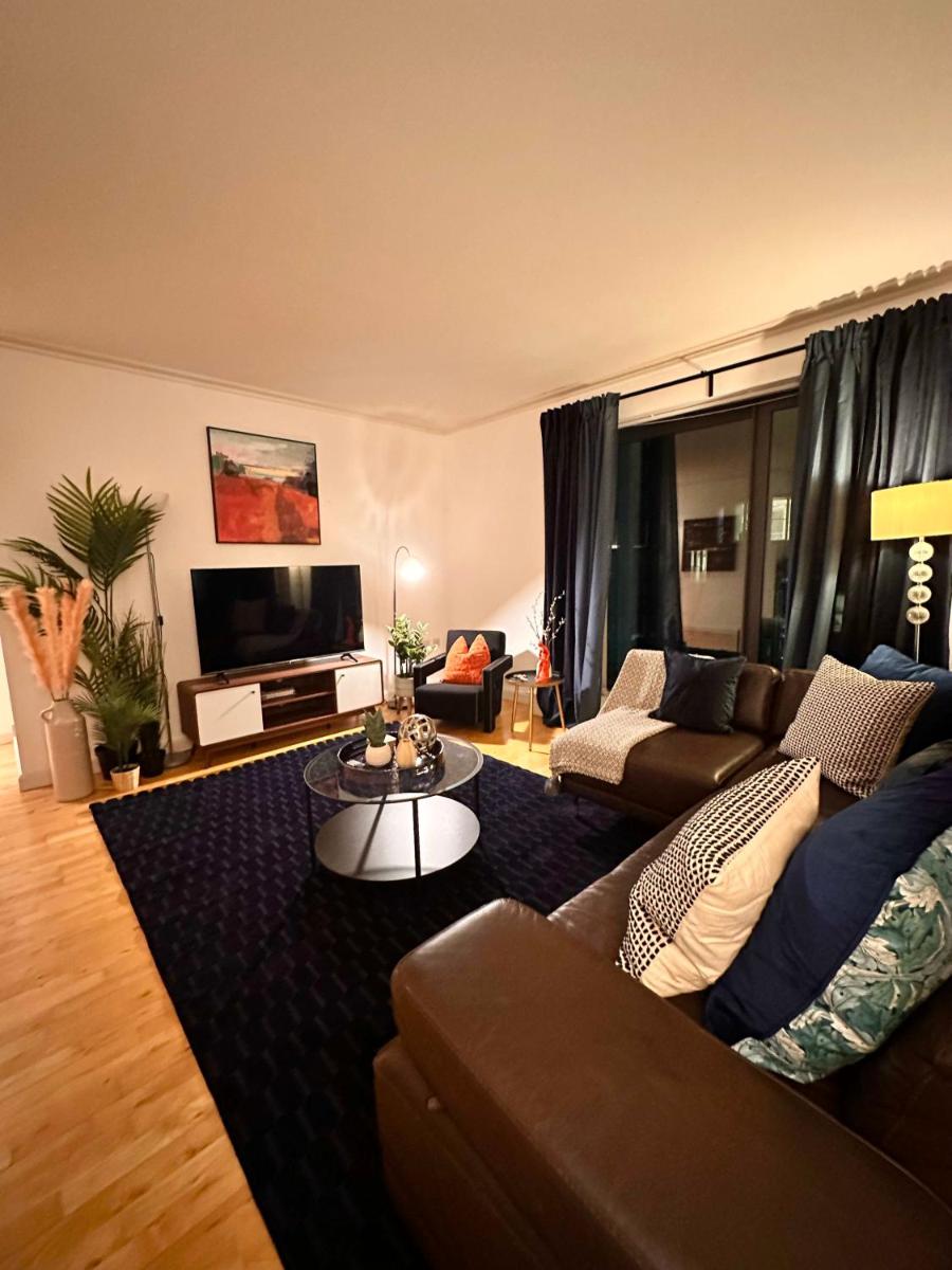 NEW Spacious 2 bedroom Apartment with Balcony - image 3