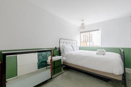 Cosy 1bedroom Flat - 2 Min Walk to Kensington Gardens! - image 25