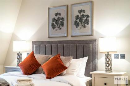 Shepherd Street Mayfair - image 2