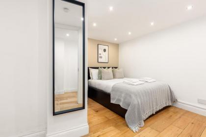 The Camden Flat - image 17