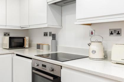 The Camden Flat - image 26