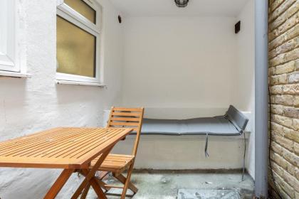 The Camden Flat - image 28