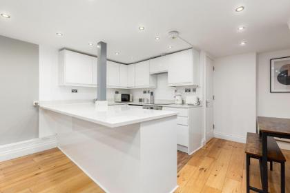 The Camden Flat - image 5