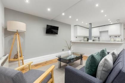 The Camden Flat - image 6