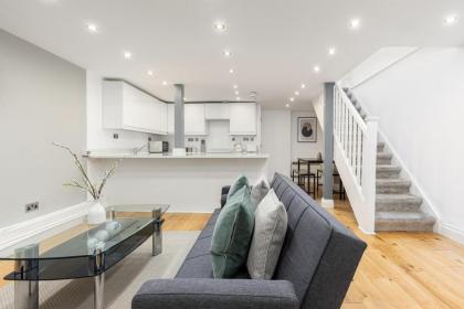 The Camden Flat - image 9
