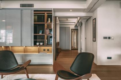 Immaculate 2-Bed Loft Apartment In Central London - image 14