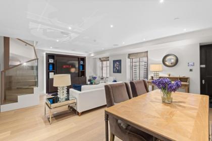 Victoria One Bedroom Luxury Apartment