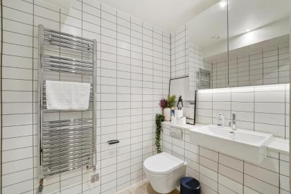 1 Bed Executive Apartment near Kings Cross & Camden FREE WIFI by City Stay Aparts London - image 7