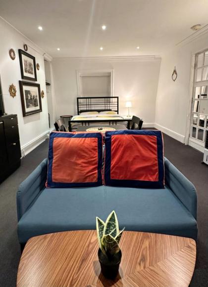 Central London Flat - NorthWest