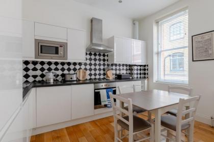 Stylishly Snug 1BD Flat Camden Town! - image 6