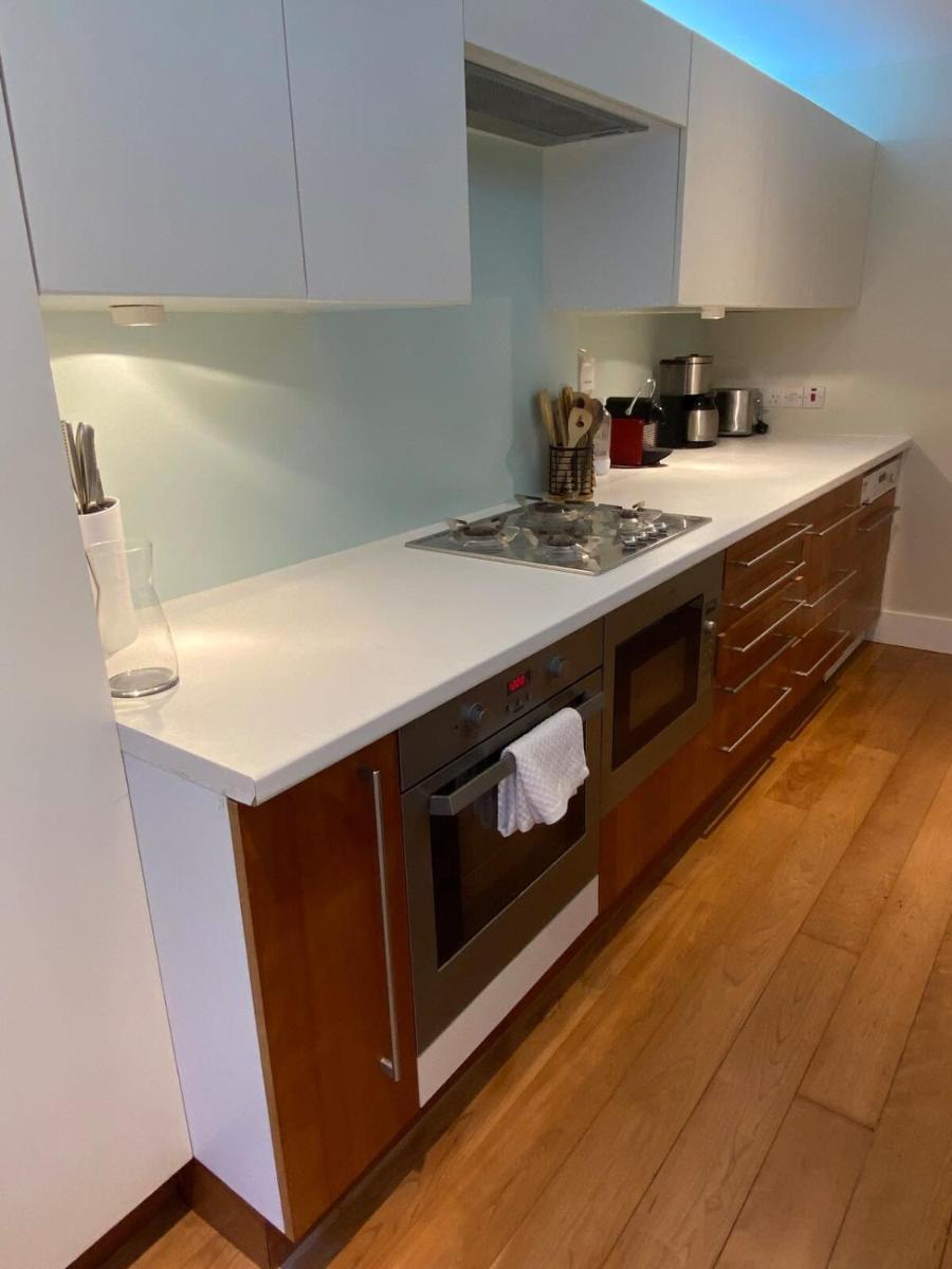 Contemporary 2BD Flat - 1 Min to Pimlico Station! - image 7