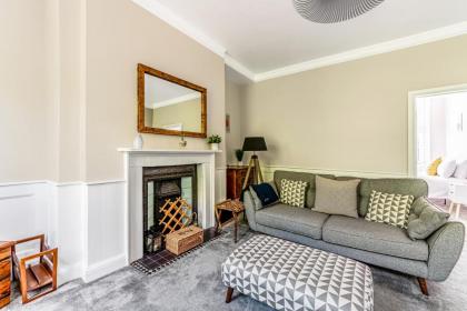 Pass the Keys Luxury Converted Victorian Flat in Leafy Highbury - image 9