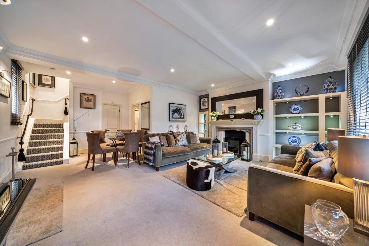 Finest Retreats - Hollybank House - main image