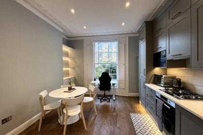 Elegant & Beautifully Presented 1BD Flat- Chelsea! - image 7