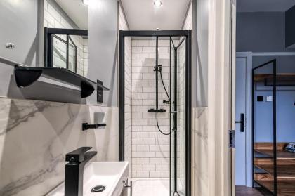Kensington Rooms - Warwick Road - image 2