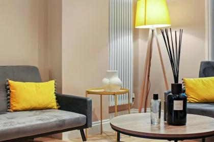 Stylish Apartment in Euston and near Camden with Private Roof Terrace London