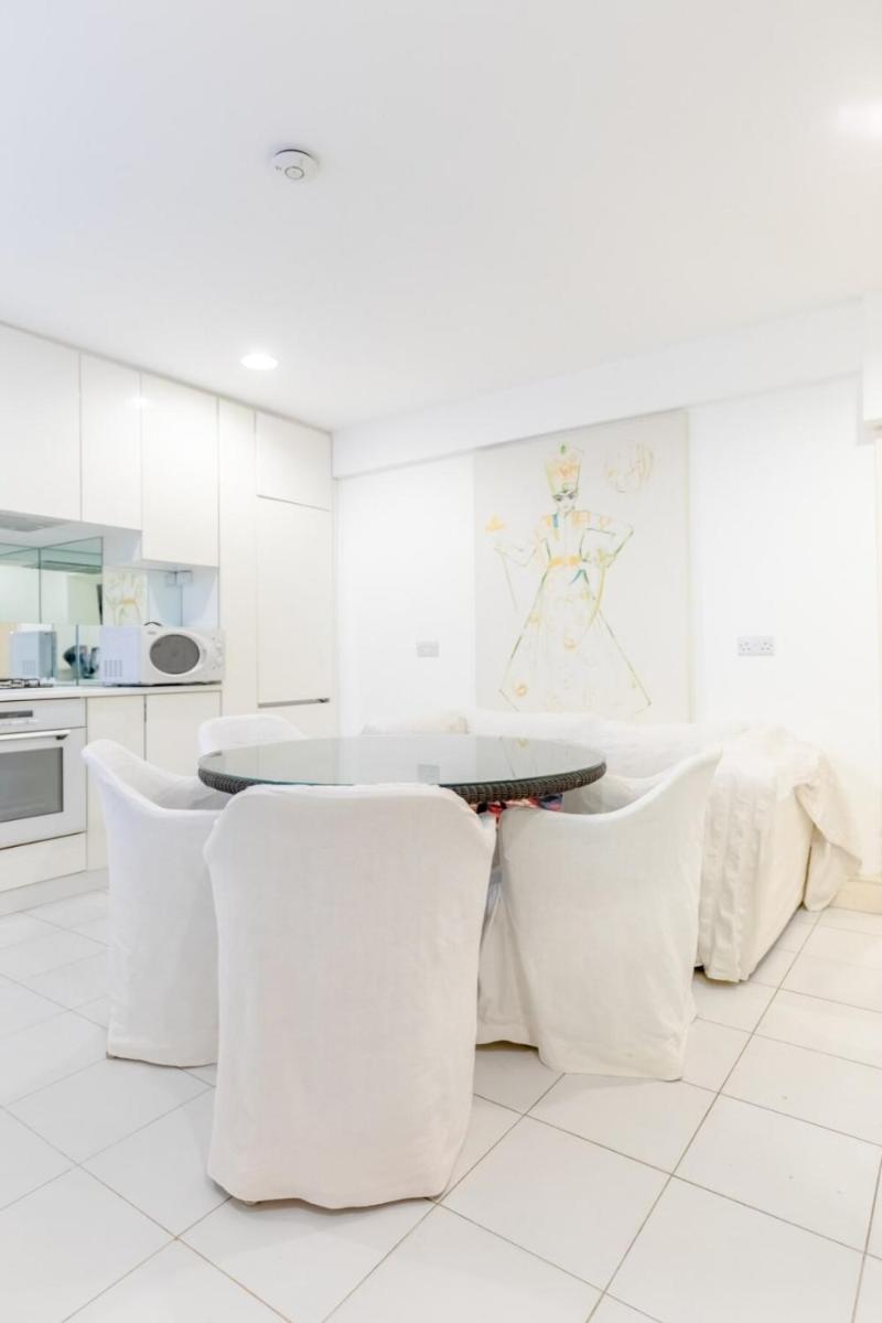 Enchanting 1BD Flat with Garden Knightsbridge! - image 3