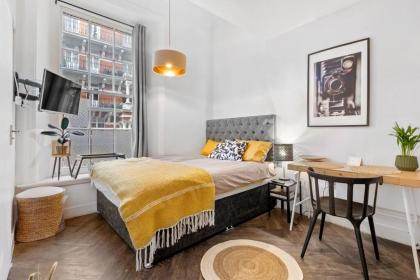 A small studio in Kensington Central London