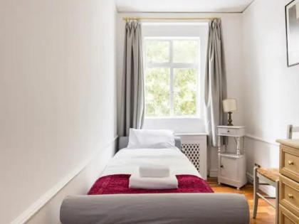 Pass the Keys Spacious and central 2 bedroom flat in Chelsea - image 22
