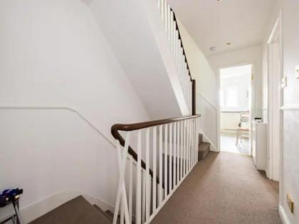 Pass the Keys Spacious and central 2 bedroom flat in Chelsea - image 25