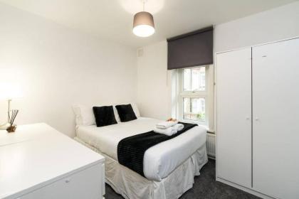 2bed flat west Kensington - image 5