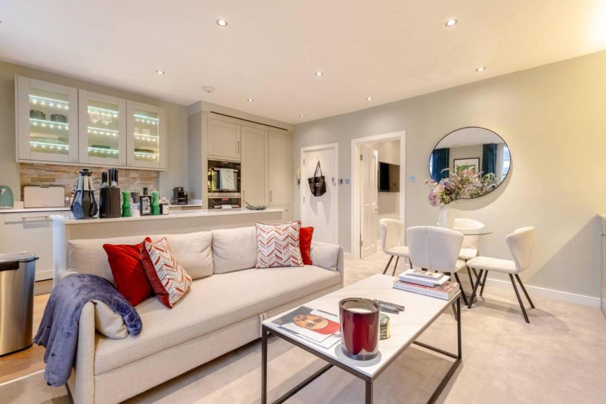 Elegant 1BD Flat in the Heart of Notting Hill! - main image