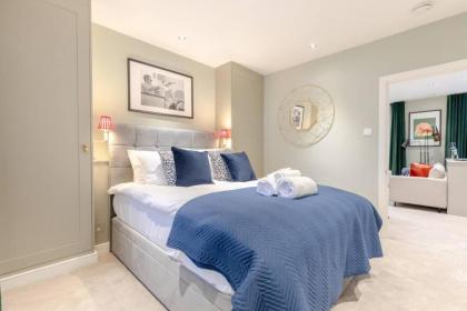 Elegant 1BD Flat in the Heart of Notting Hill! - image 10