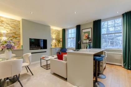 Elegant 1BD Flat in the Heart of Notting Hill! - image 4