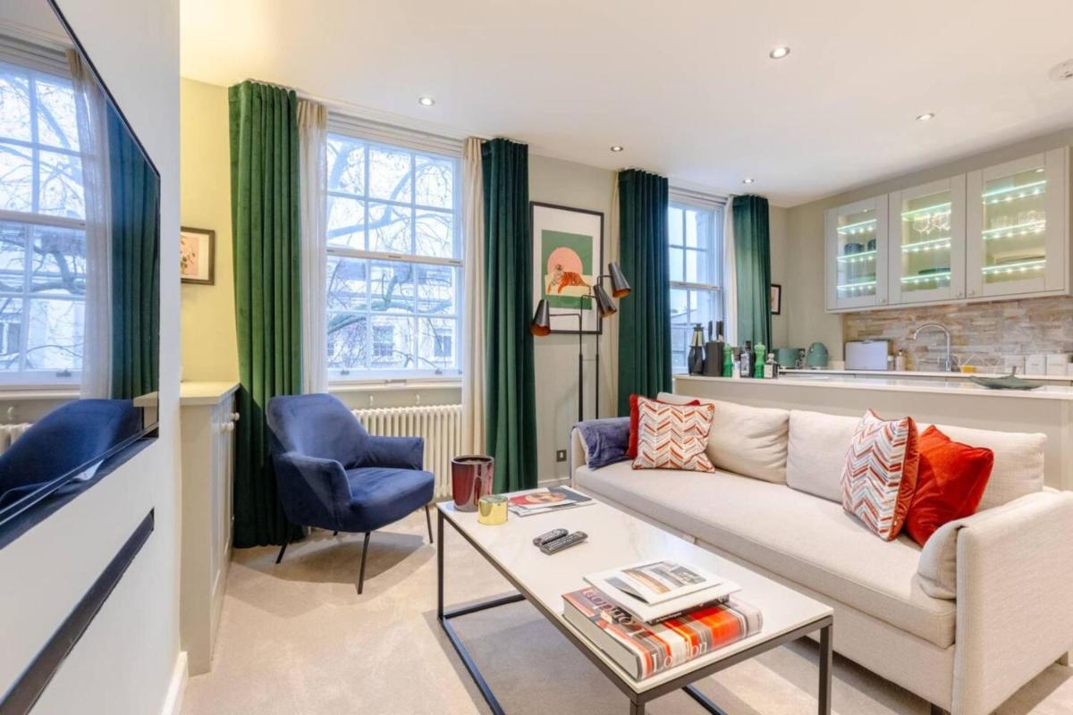 Elegant 1BD Flat in the Heart of Notting Hill! - image 5