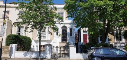 Central London spacious modern with Kingsize Bed