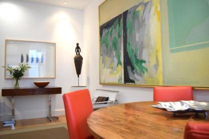 Chic 1BD Flat - 11mins to Holland Park Kensington - image 6