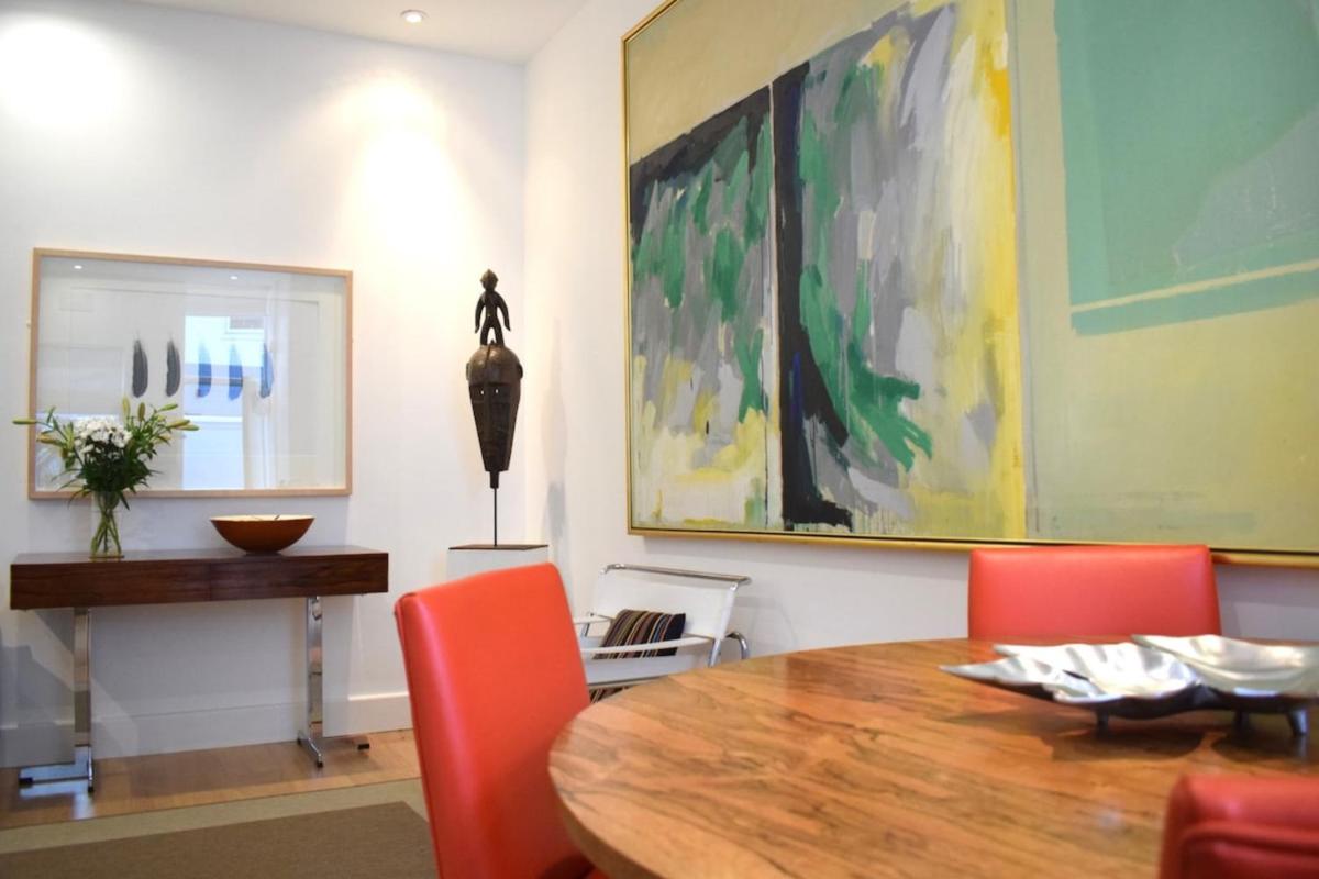 Chic 1BD Flat - 11mins to Holland Park Kensington - image 6