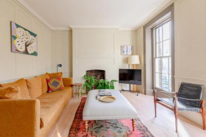 Spacious & Elegant 2BD Victorian Flat - Islington!