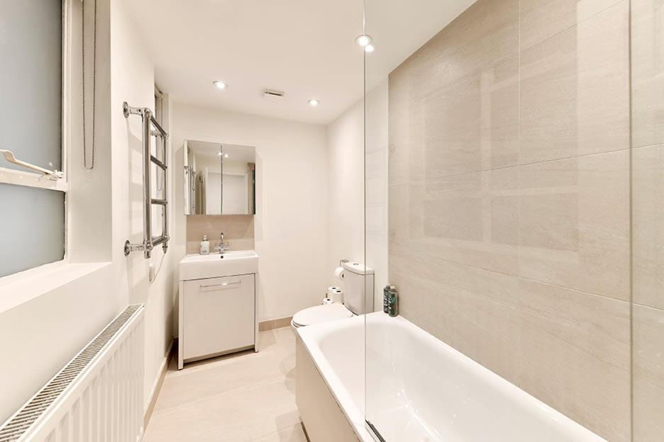 Belgravia Chelsea cottage - image 5